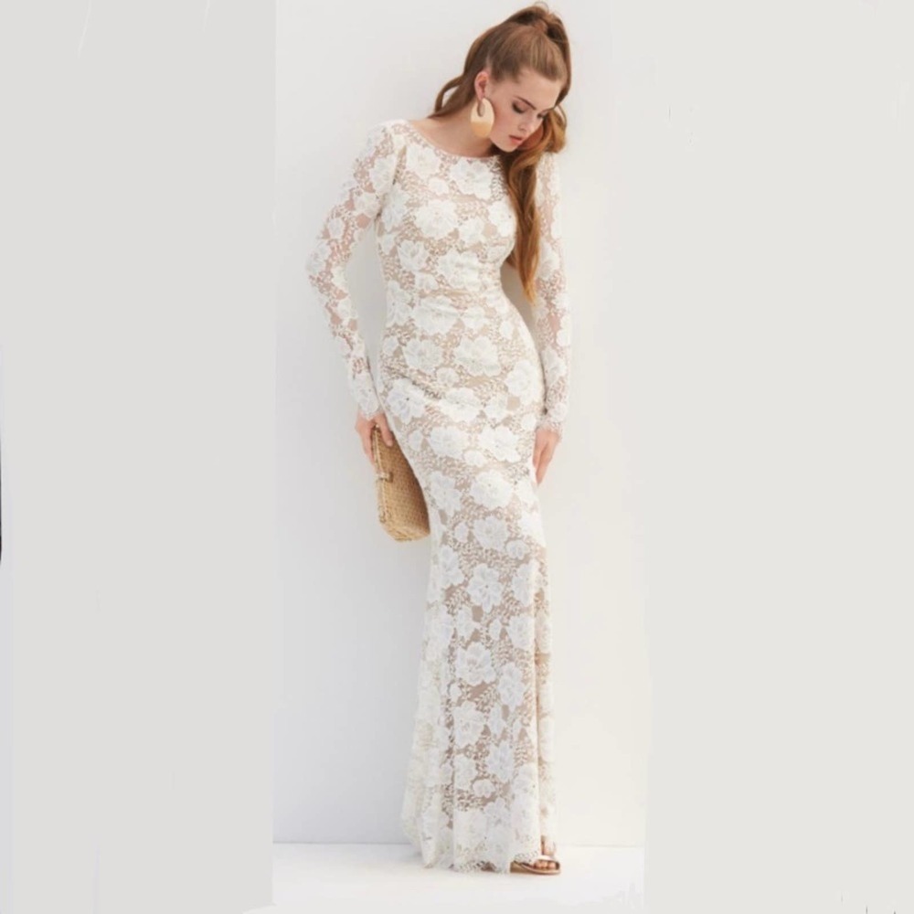 By Watters NWT Lace Long Sleeve Wedding Dress 10 - Picture 1 of 13